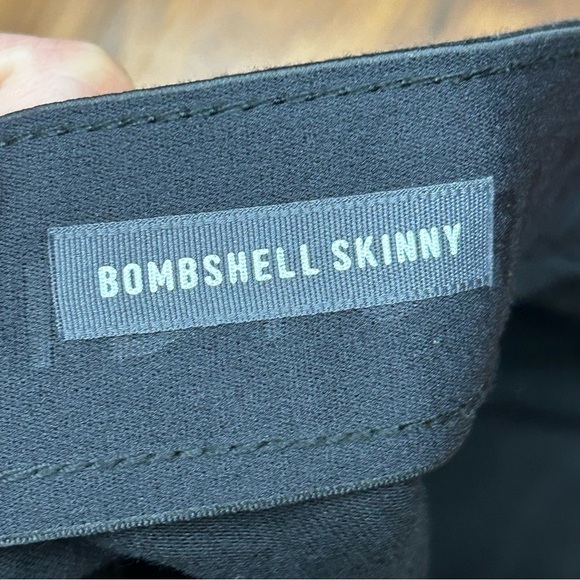 Torrid bombshell black skinny jeans - Picture 2 of 7